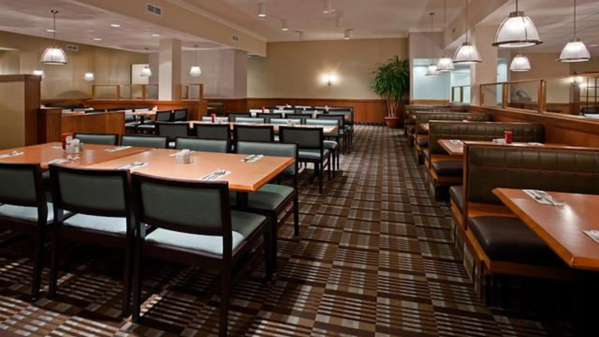 Holiday Inn Toronto Airport East By Ihg Hotel