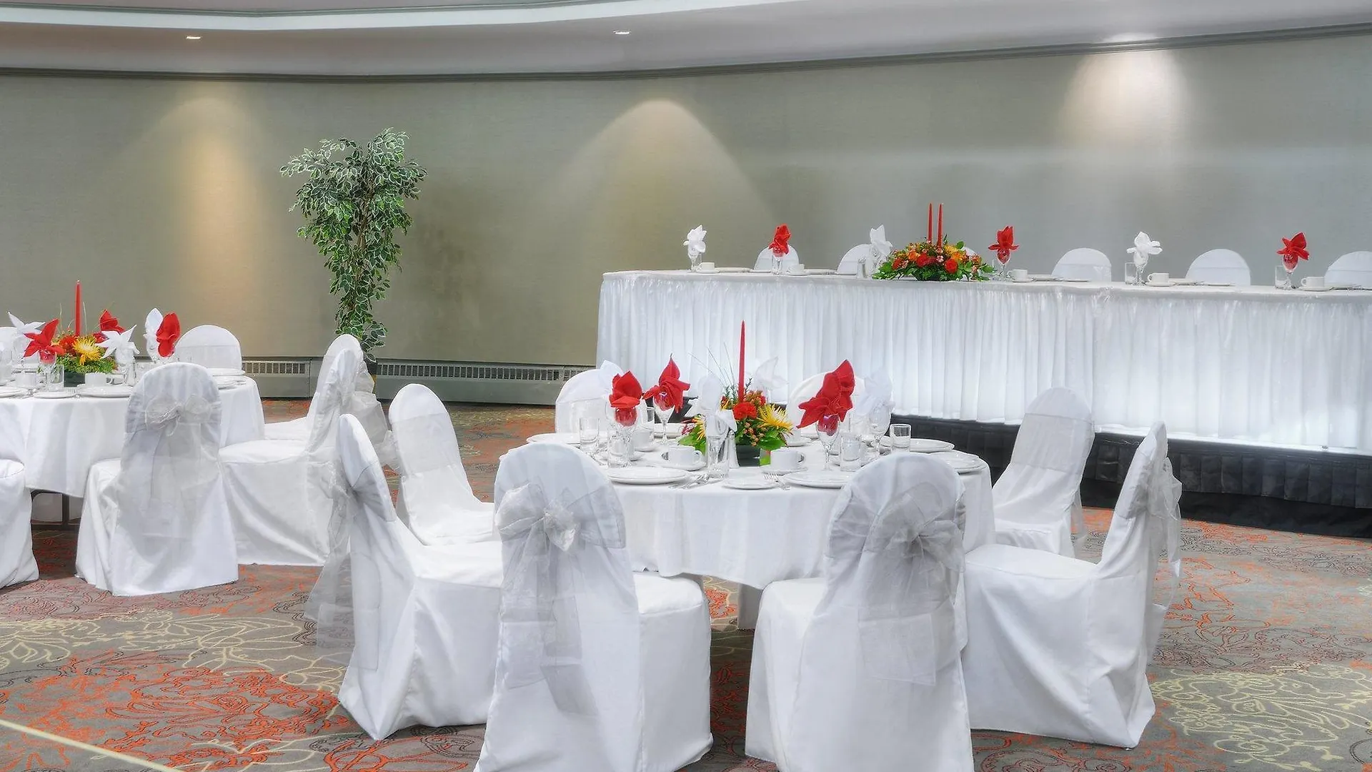 ホリディ イン トロント エアポート イースト ホテル