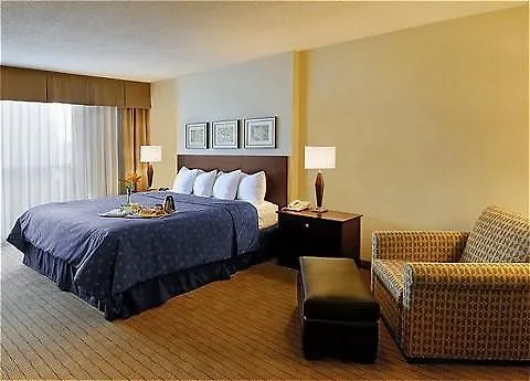 Holiday Inn Toronto Airport East By Ihg